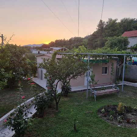 Guest House Ivana Тиват Экстерьер фото
