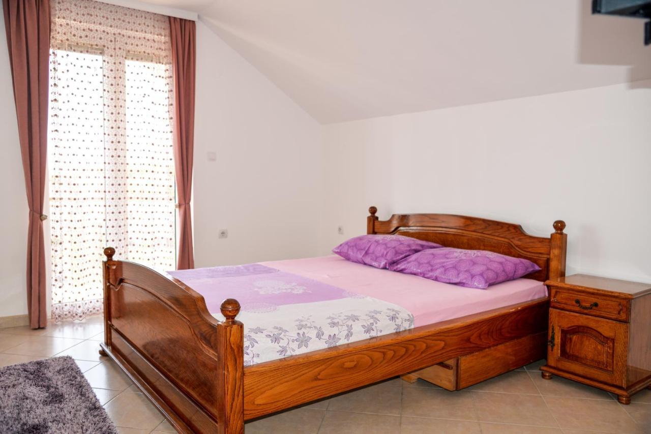 Guest House Ivana Тиват Экстерьер фото