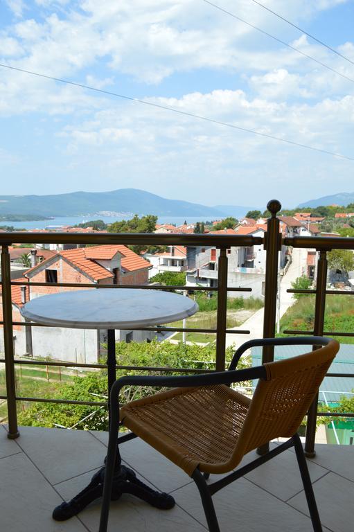 Guest House Ivana Тиват Экстерьер фото