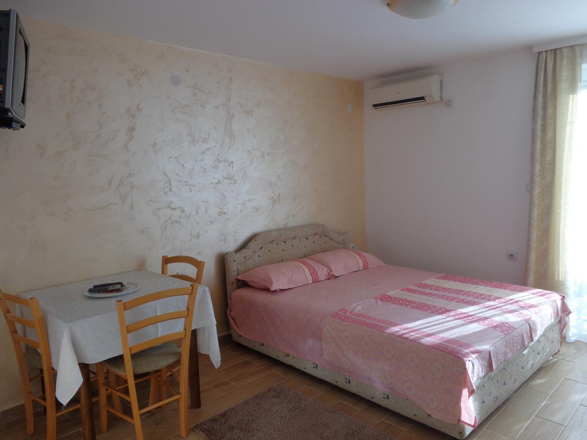 Guest House Ivana Тиват Экстерьер фото