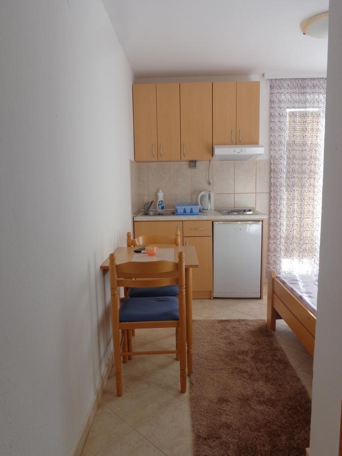 Guest House Ivana Тиват Экстерьер фото
